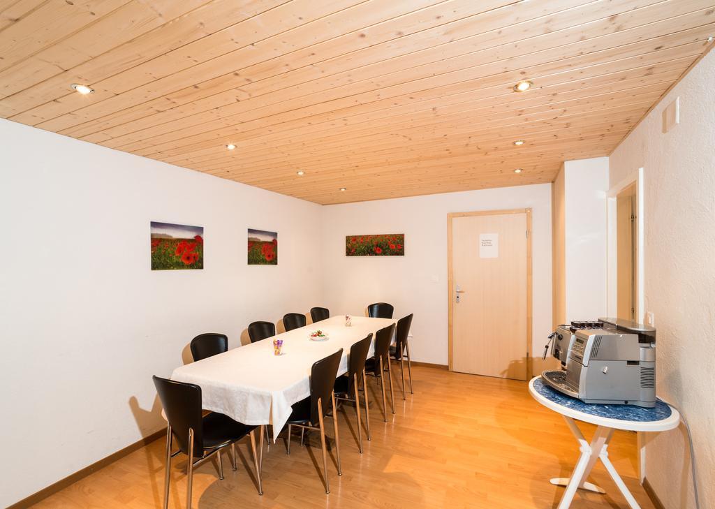 Chesa Quadrella Zimmer Mit Kuechenzeile Inklusive Bergbahnen Im Sommer-Ausser Studio Pontresina Camera foto