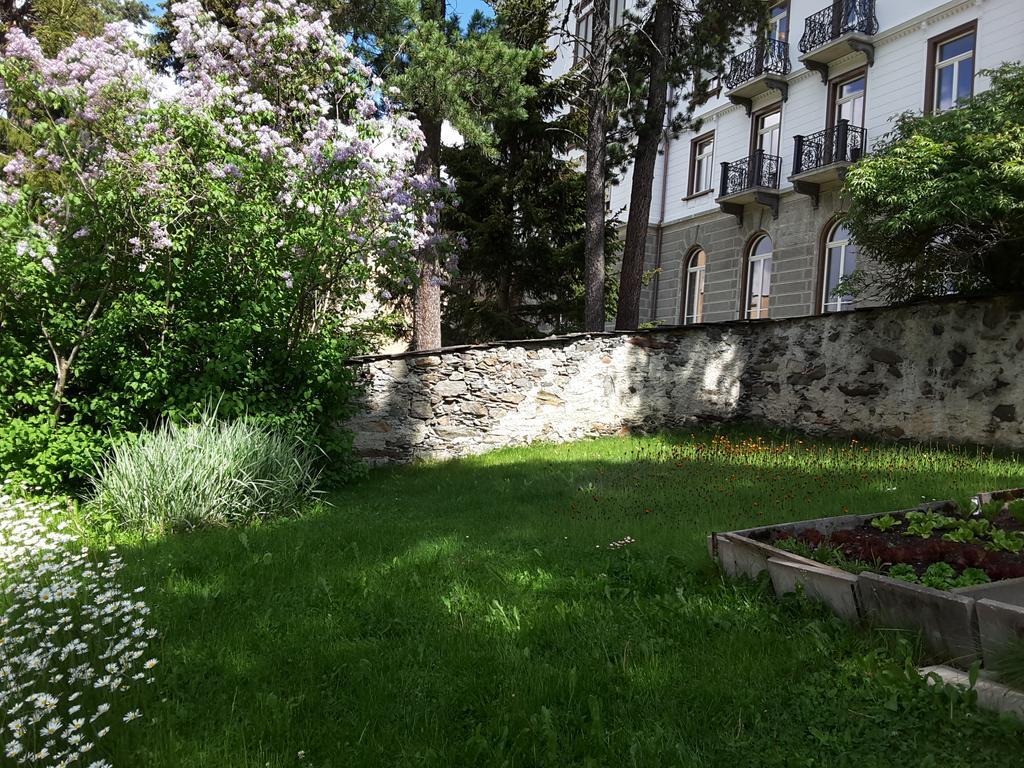 Chesa Quadrella Zimmer Mit Kuechenzeile Inklusive Bergbahnen Im Sommer-Ausser Studio Pontresina Esterno foto